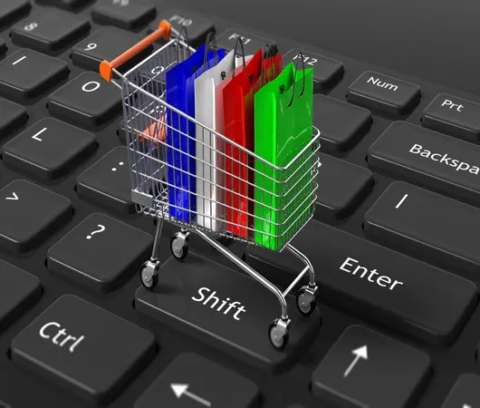 پاورپوینت مزیت رقابتی در فضای آنلاین و تجارت الکترونیک پاورپوینت مزیت رقابتی در فضای آنلاین و تجارت الکترونیک